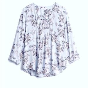 Pretty V neck blouse with button front and pleats and floral print